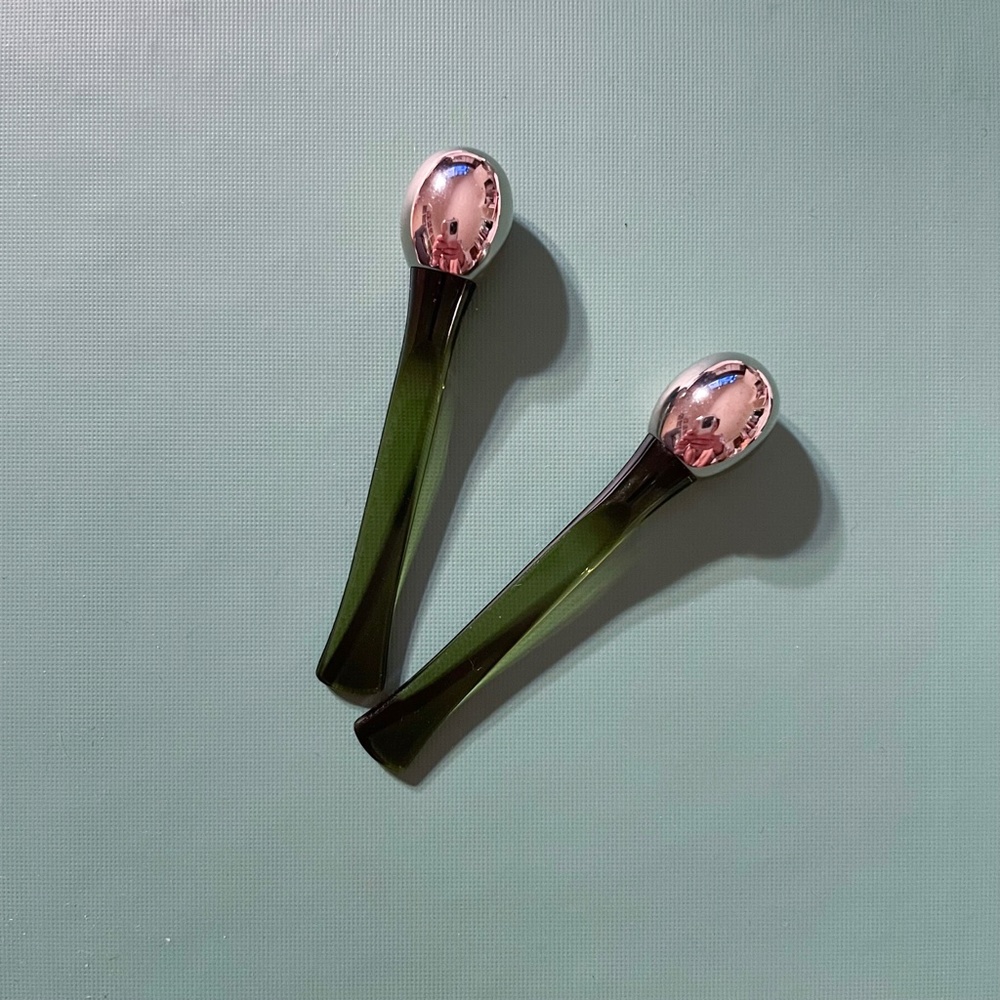 La Mer Eye Magnetic Applicators (TWO Total)